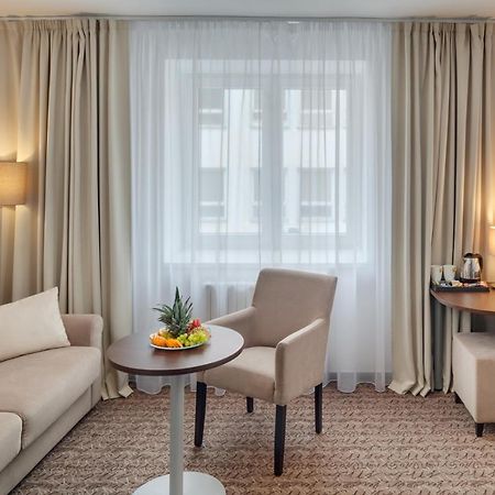 Hotel Atlas Бенешов Екстер'єр фото